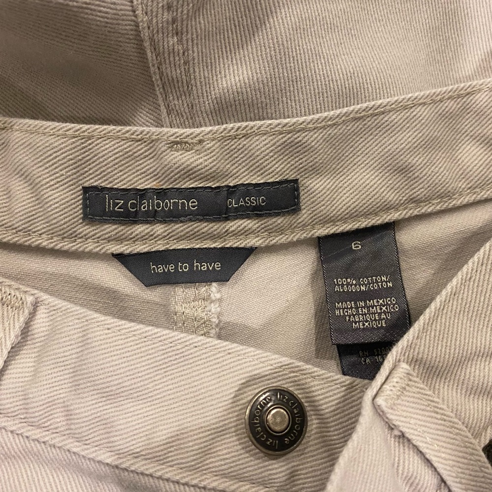 SOLD- Liz Claiborne khaki high waisted jean shorts - Picture 6 of 6